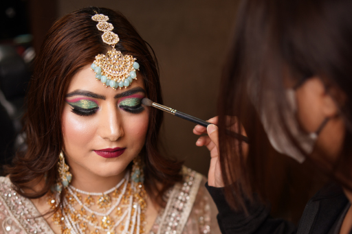 Managing Bridal Makeup Costs Without Compromising on Quality