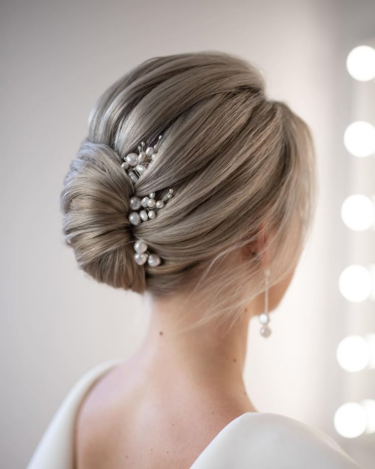 French Bun | Trending Hairstyles for Wedding | Wedding & Bridal Hairstyles Trending This Season